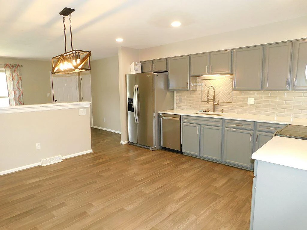 4230 Belford ST - Photo 7