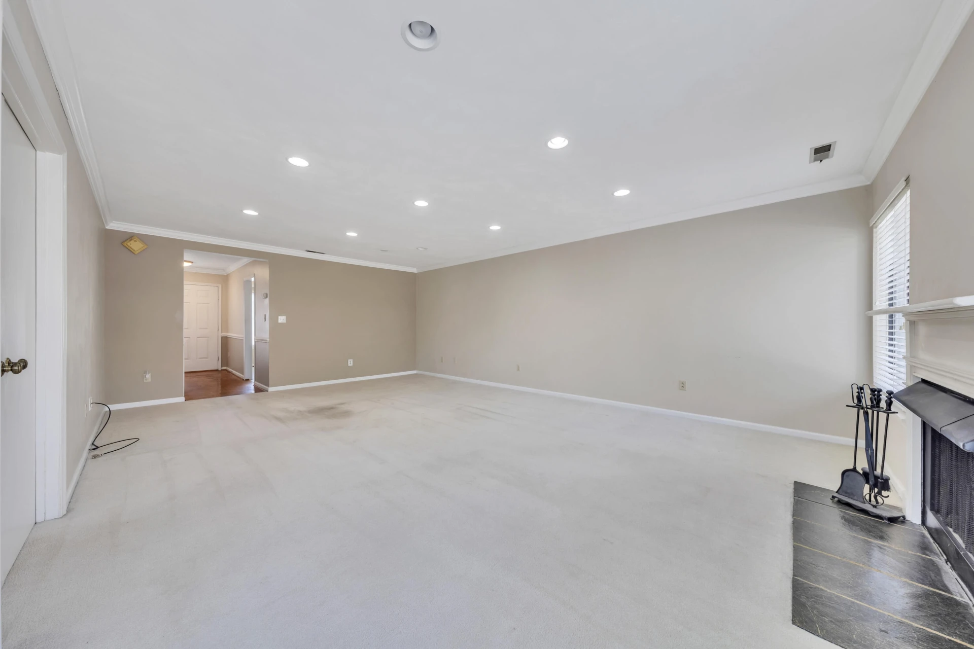2404 Post Oak RD - Photo 14