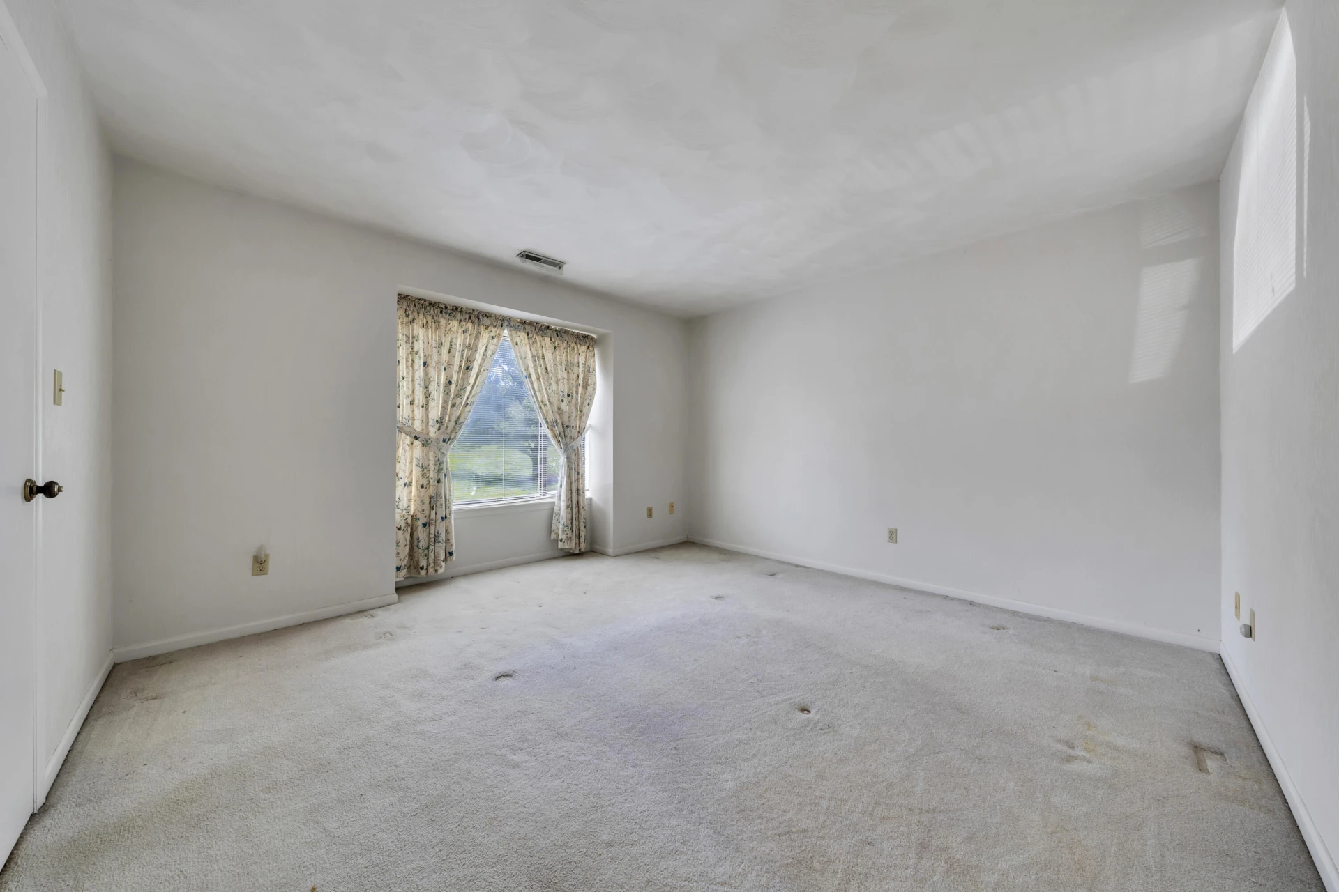 2404 Post Oak RD - Photo 29