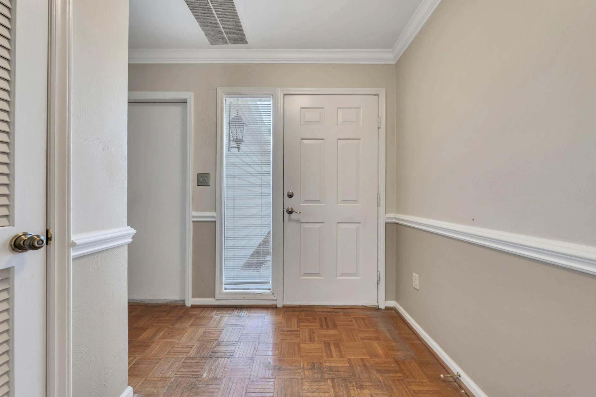 2404 Post Oak RD - Photo 5
