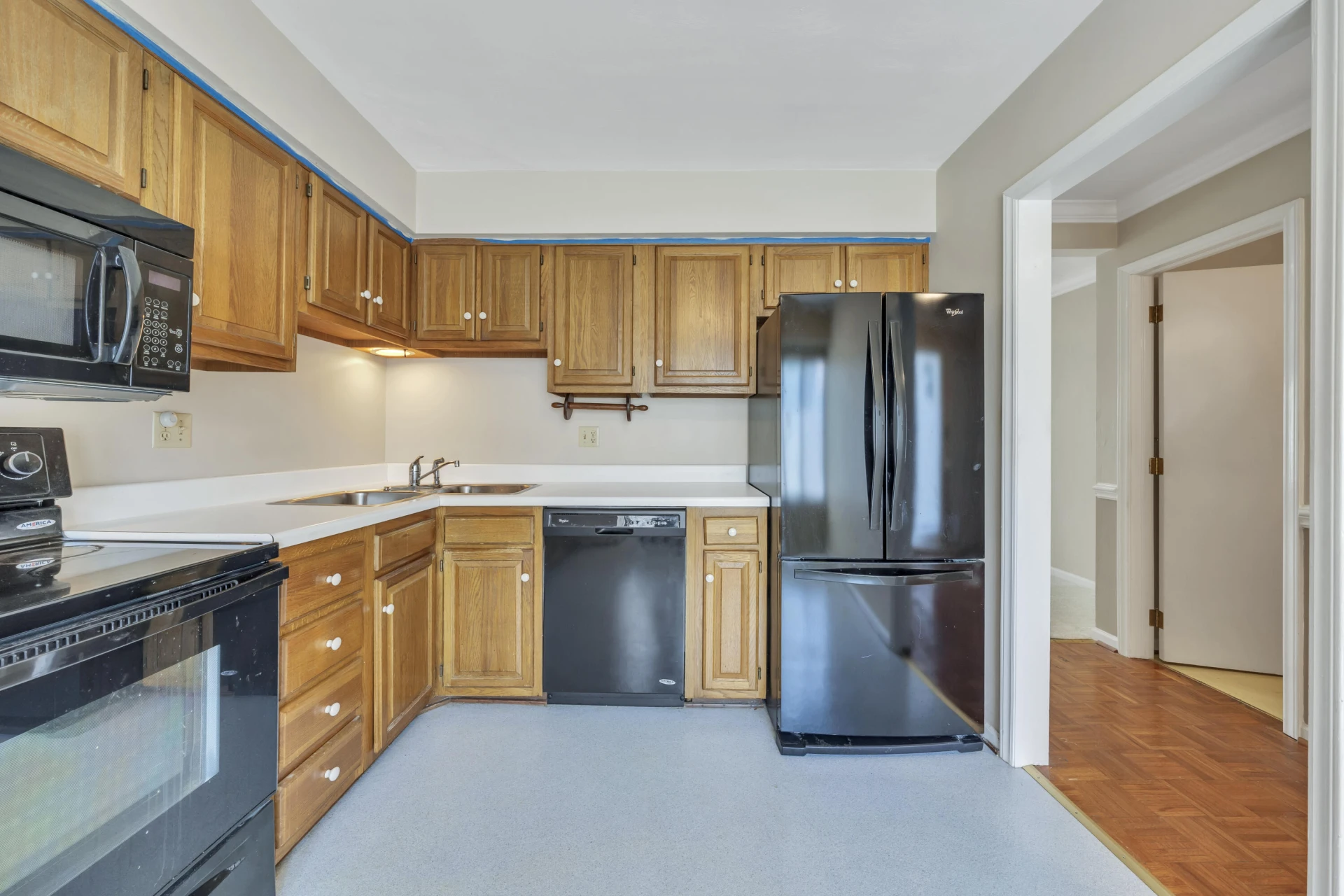 2404 Post Oak RD - Photo 7