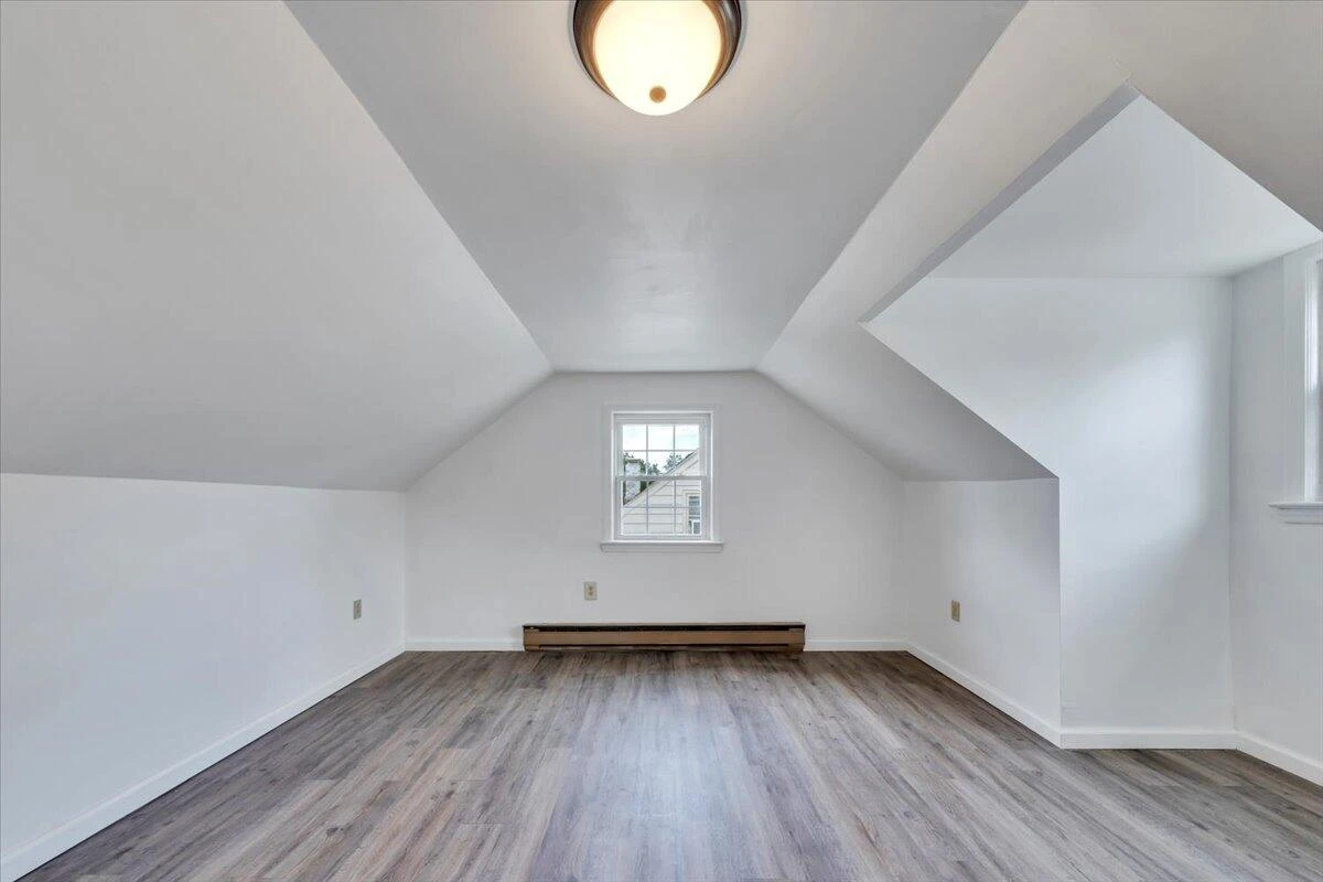 2637 Cornell DR - Photo 11