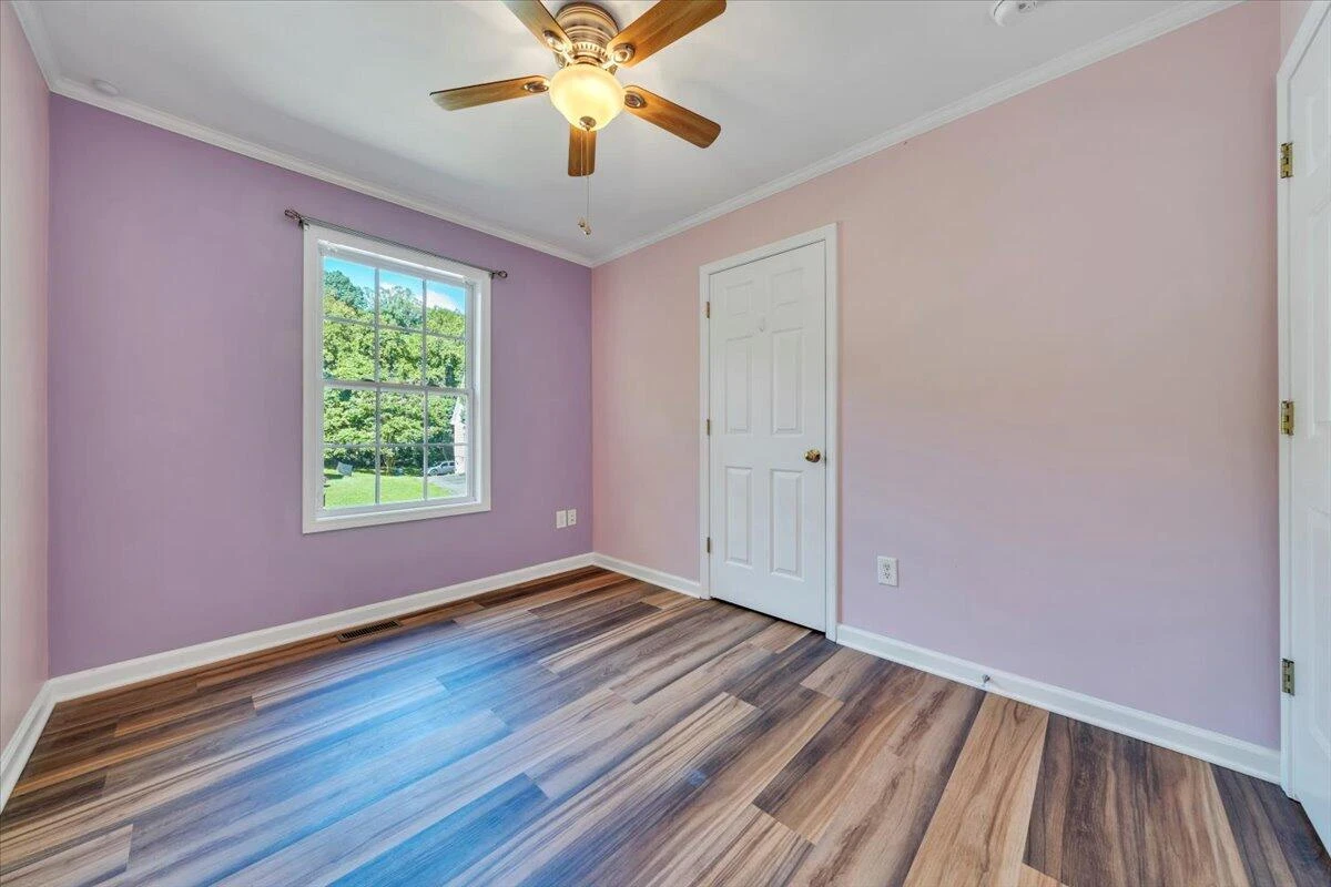 2417 Deerfield CT - Photo 13