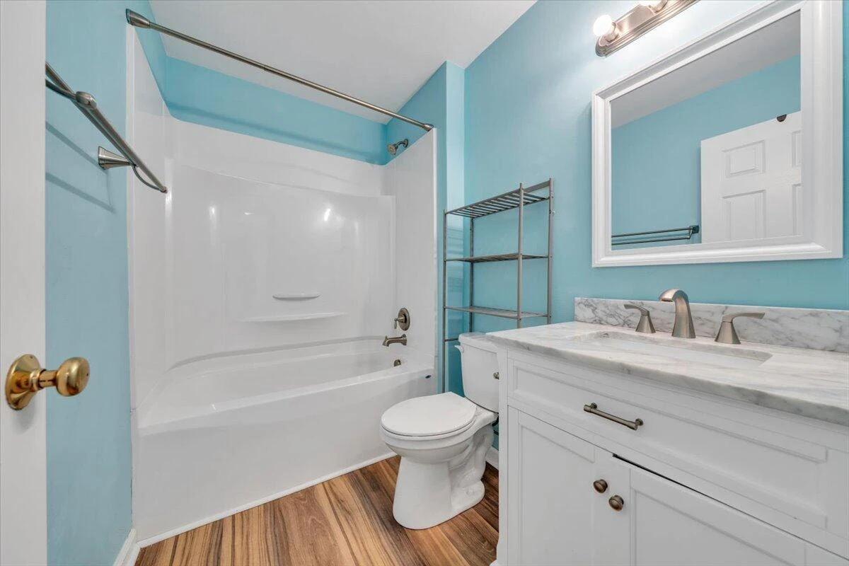 2417 Deerfield CT - Photo 16