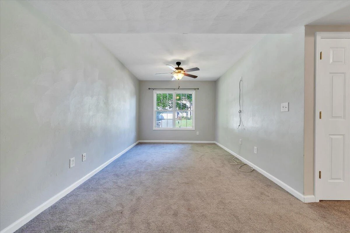 2417 Deerfield CT - Photo 24