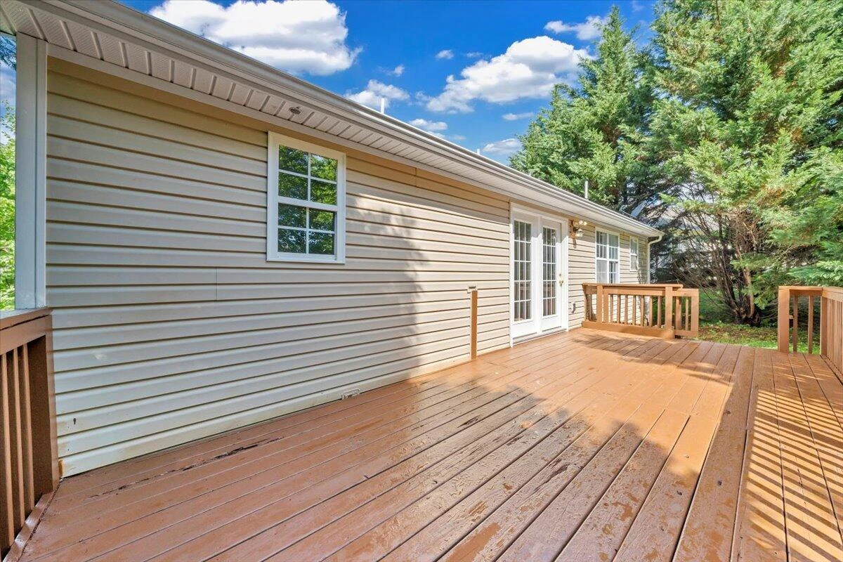 2417 Deerfield CT - Photo 31