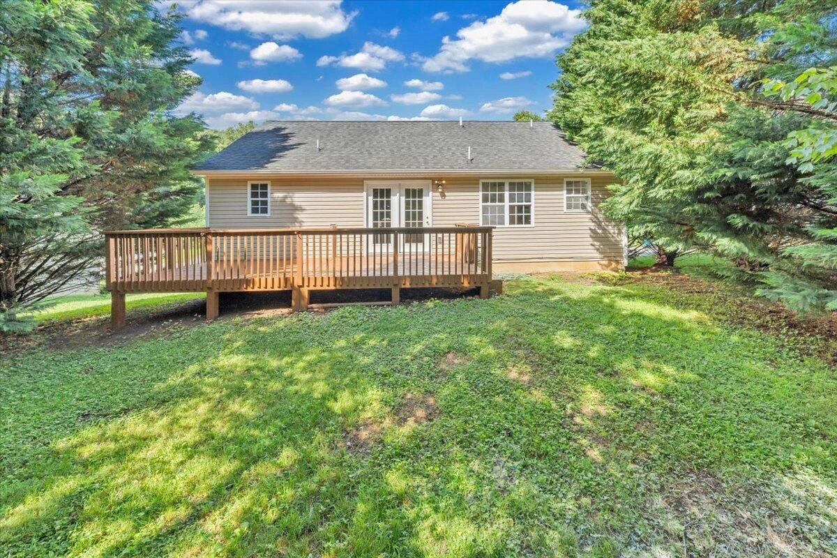 2417 Deerfield CT - Photo 33