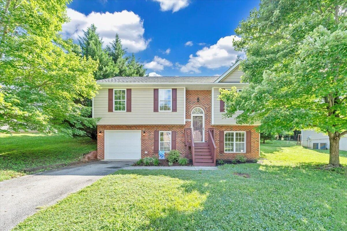 2417 Deerfield CT - Photo 35
