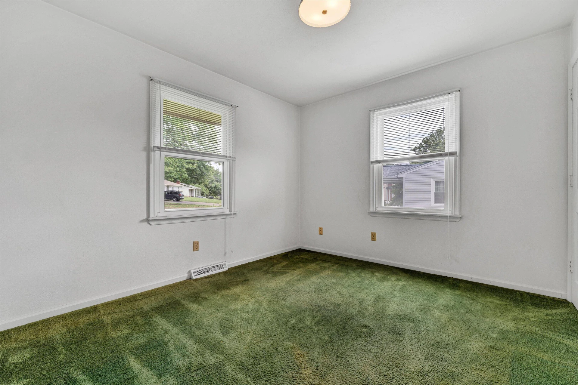 380 Lakeshore Terrace RD - Photo 13