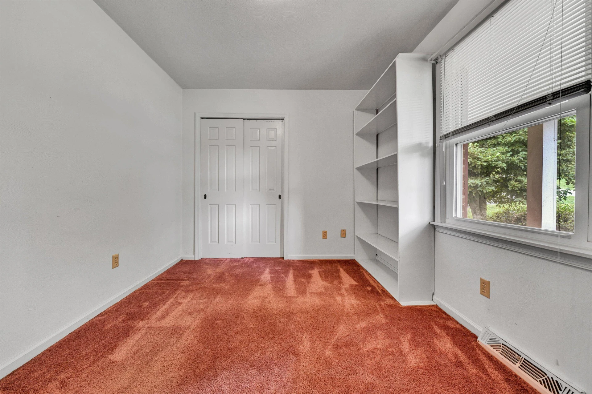 380 Lakeshore Terrace RD - Photo 14