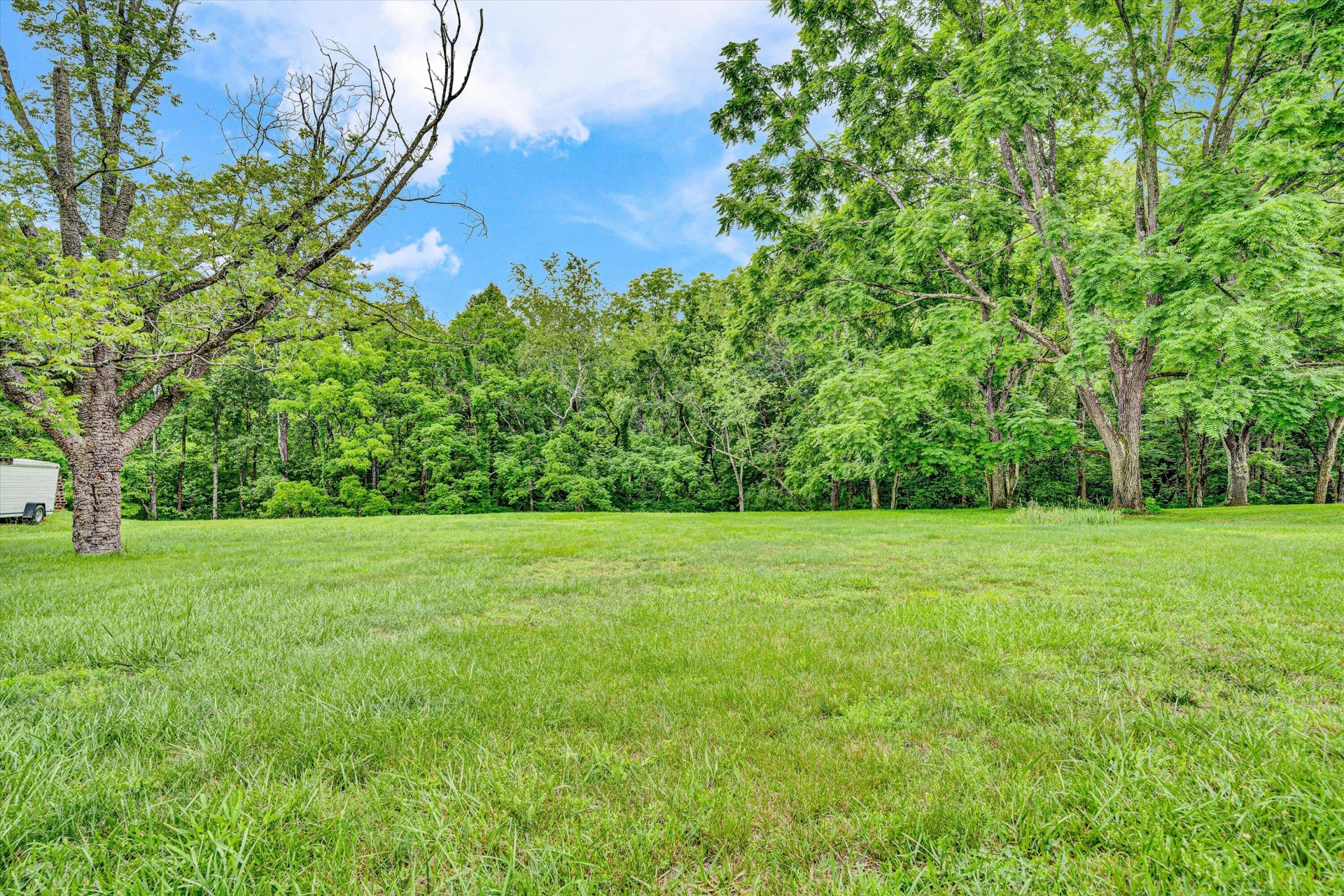 380 Lakeshore Terrace RD - Photo 20