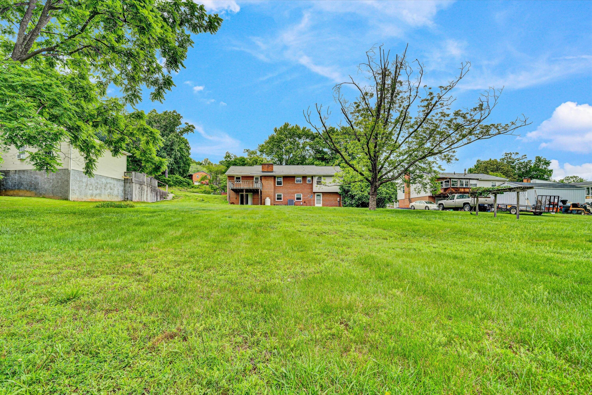 380 Lakeshore Terrace RD - Photo 21