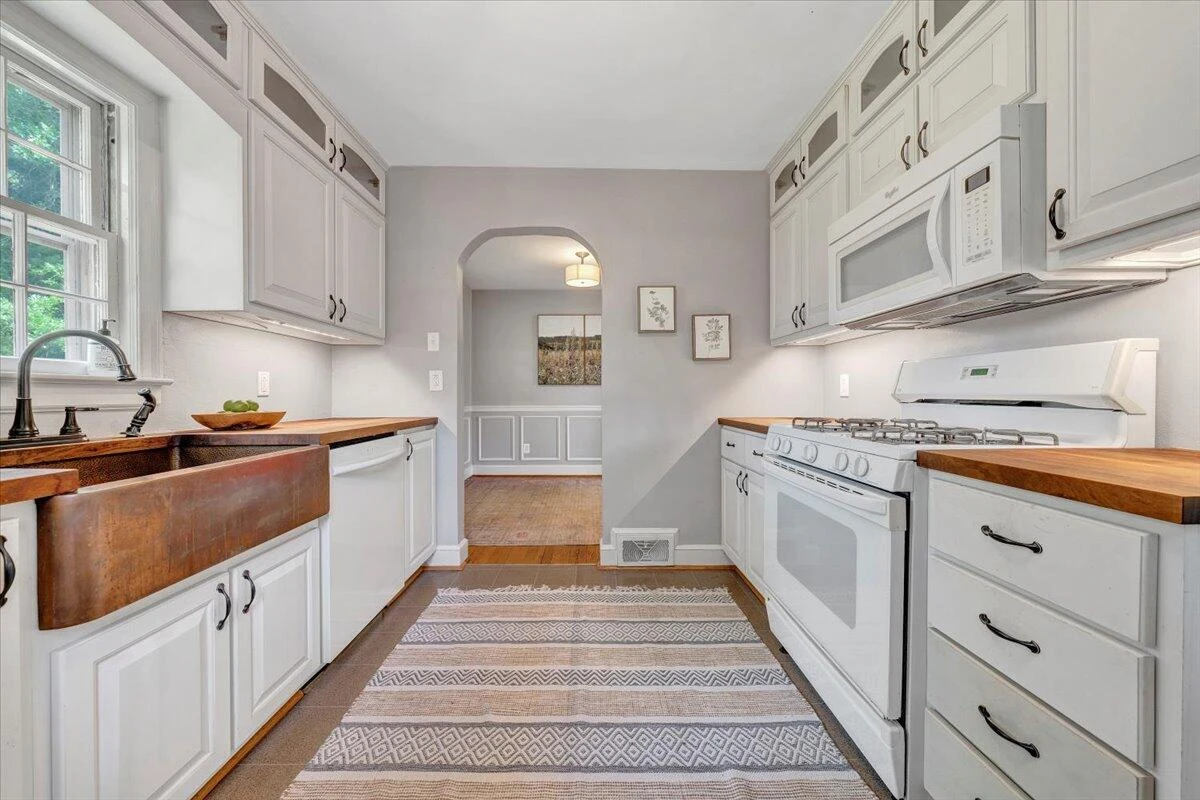 2326 Carlton RD SW - Photo 12