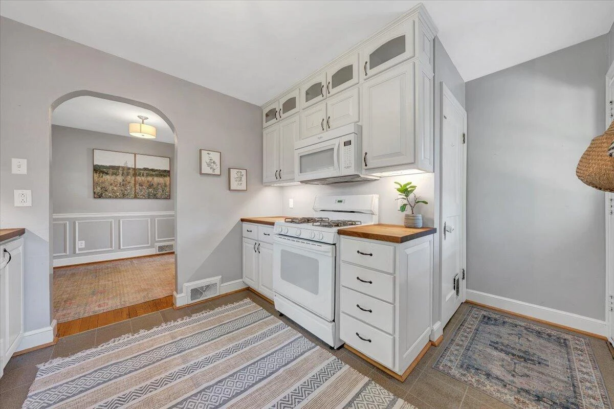 2326 Carlton RD SW - Photo 14