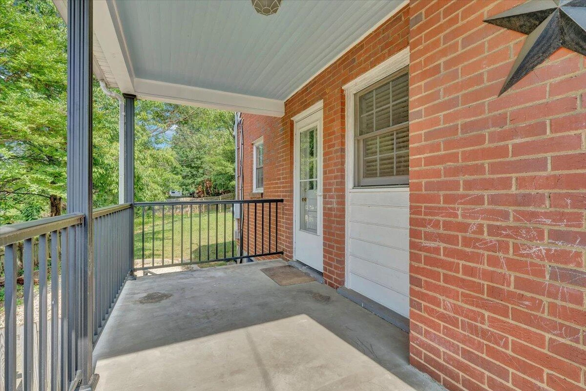 2326 Carlton RD SW - Photo 31