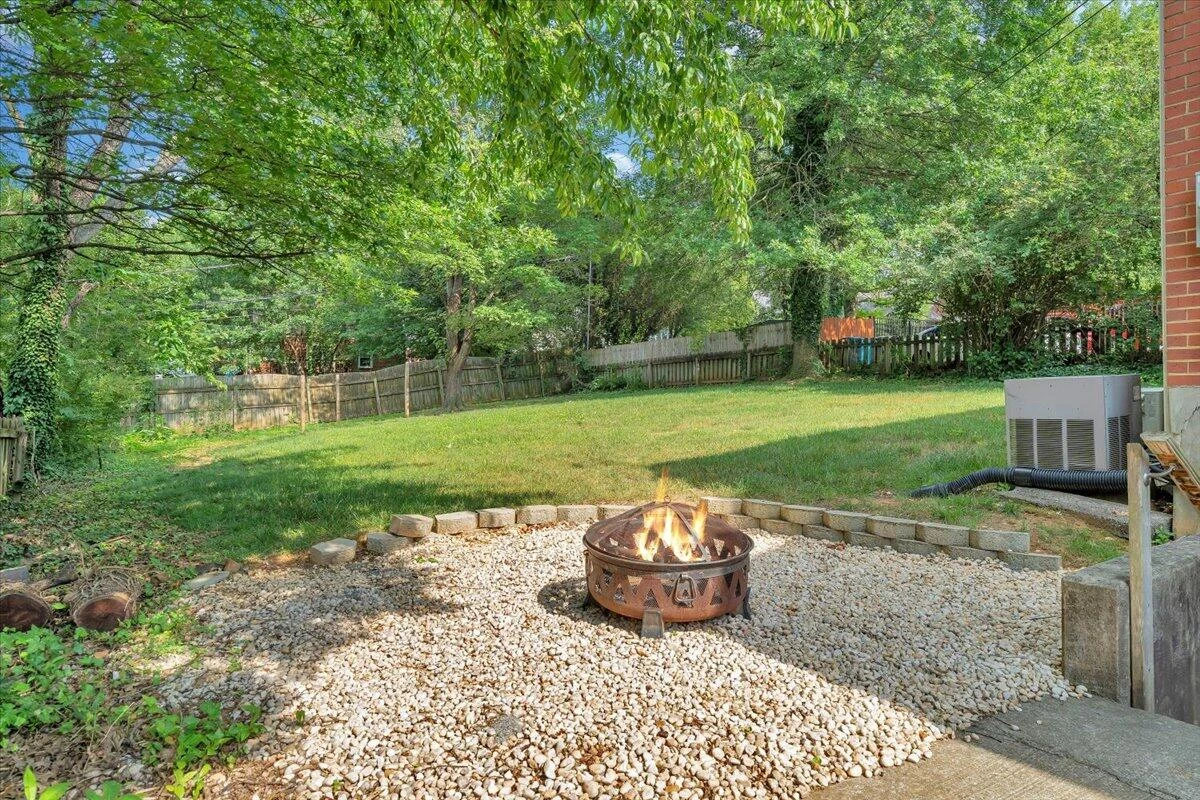 2326 Carlton RD SW - Photo 32