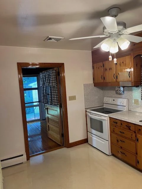 366 HOWARD DR - Photo 5