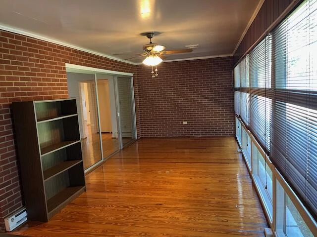 366 HOWARD DR - Photo 8