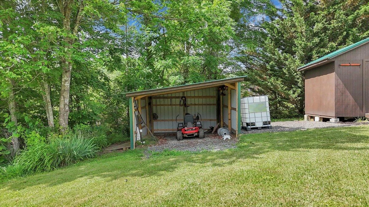 161 Oak View LN - Photo 59
