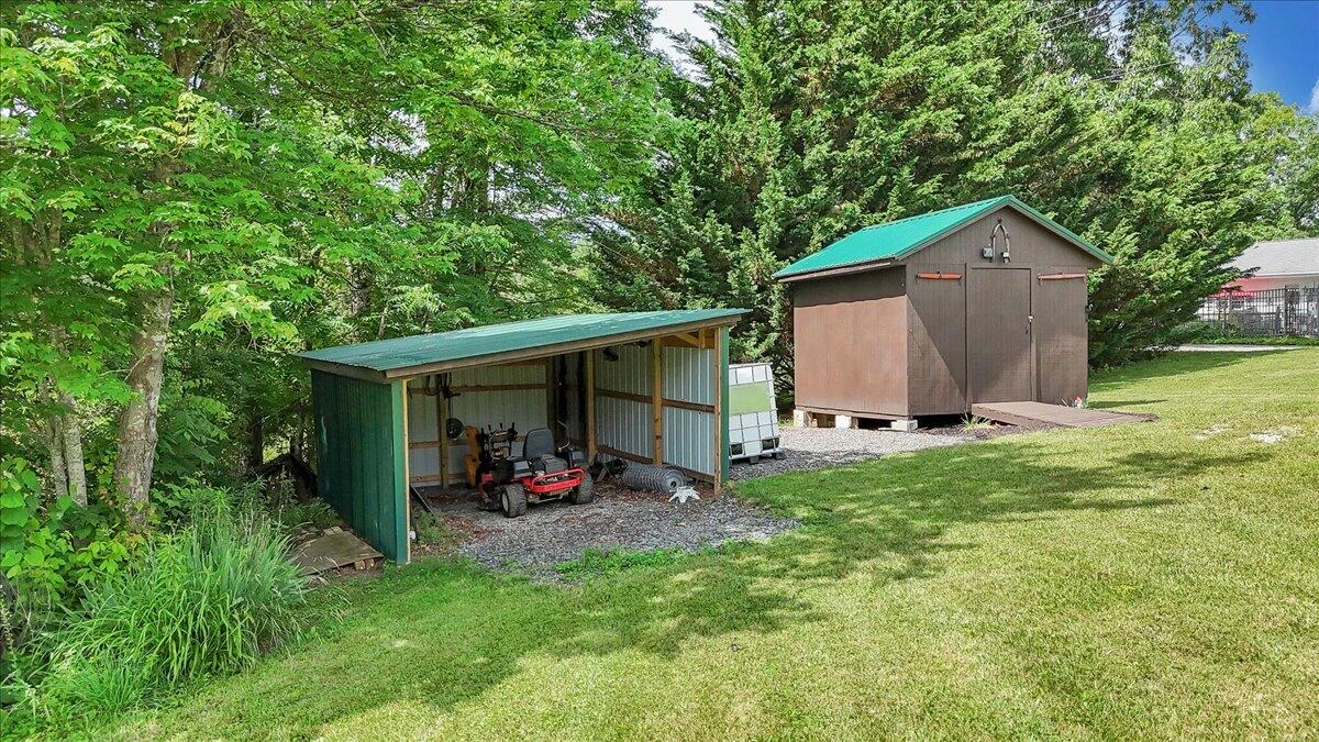 161 Oak View LN - Photo 60