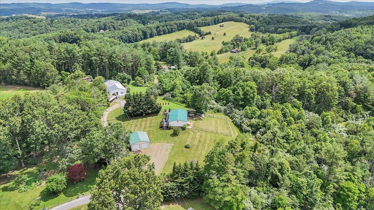 161 Oak View LN - Photo 80
