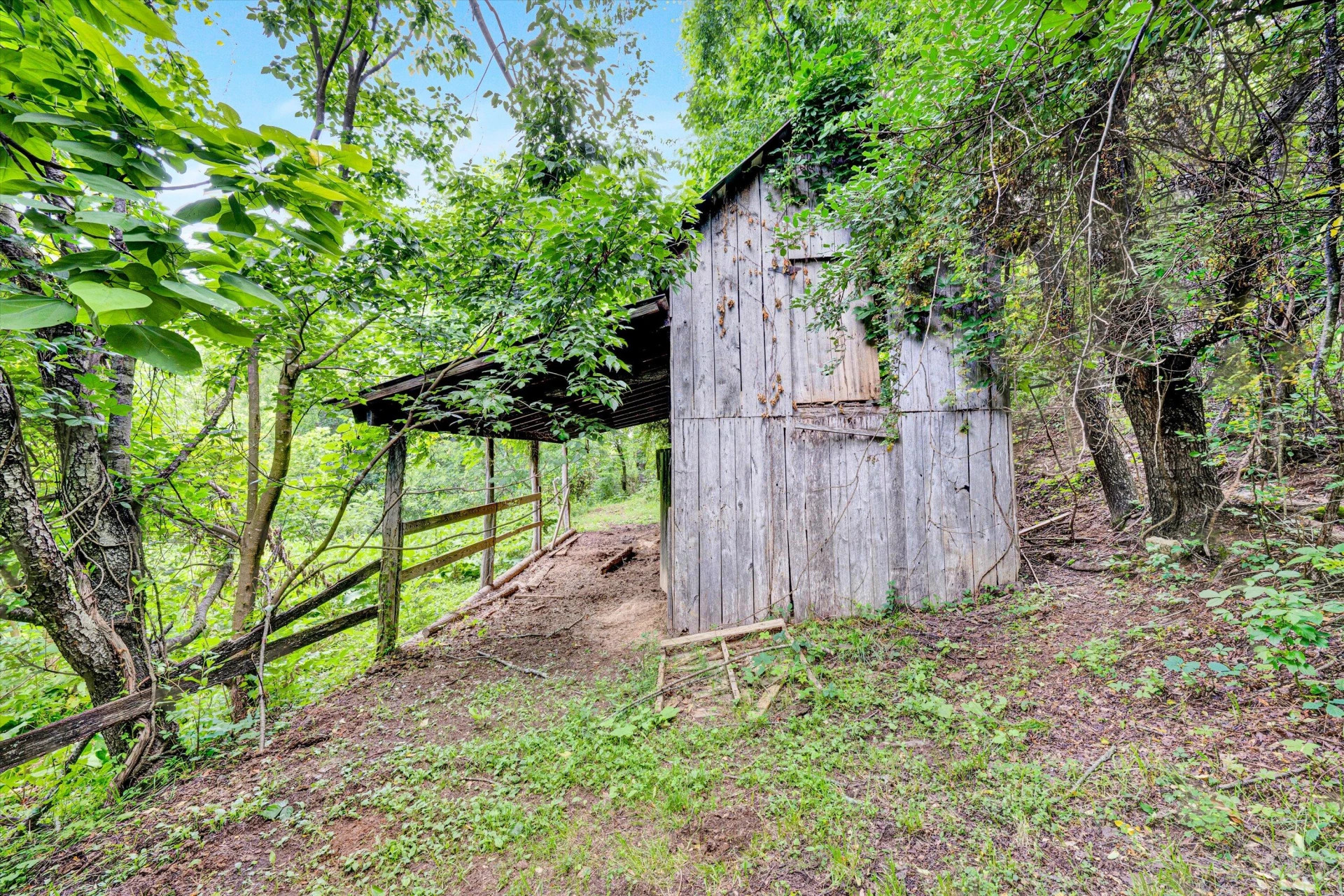 5951 Roanoke RD - Photo 33