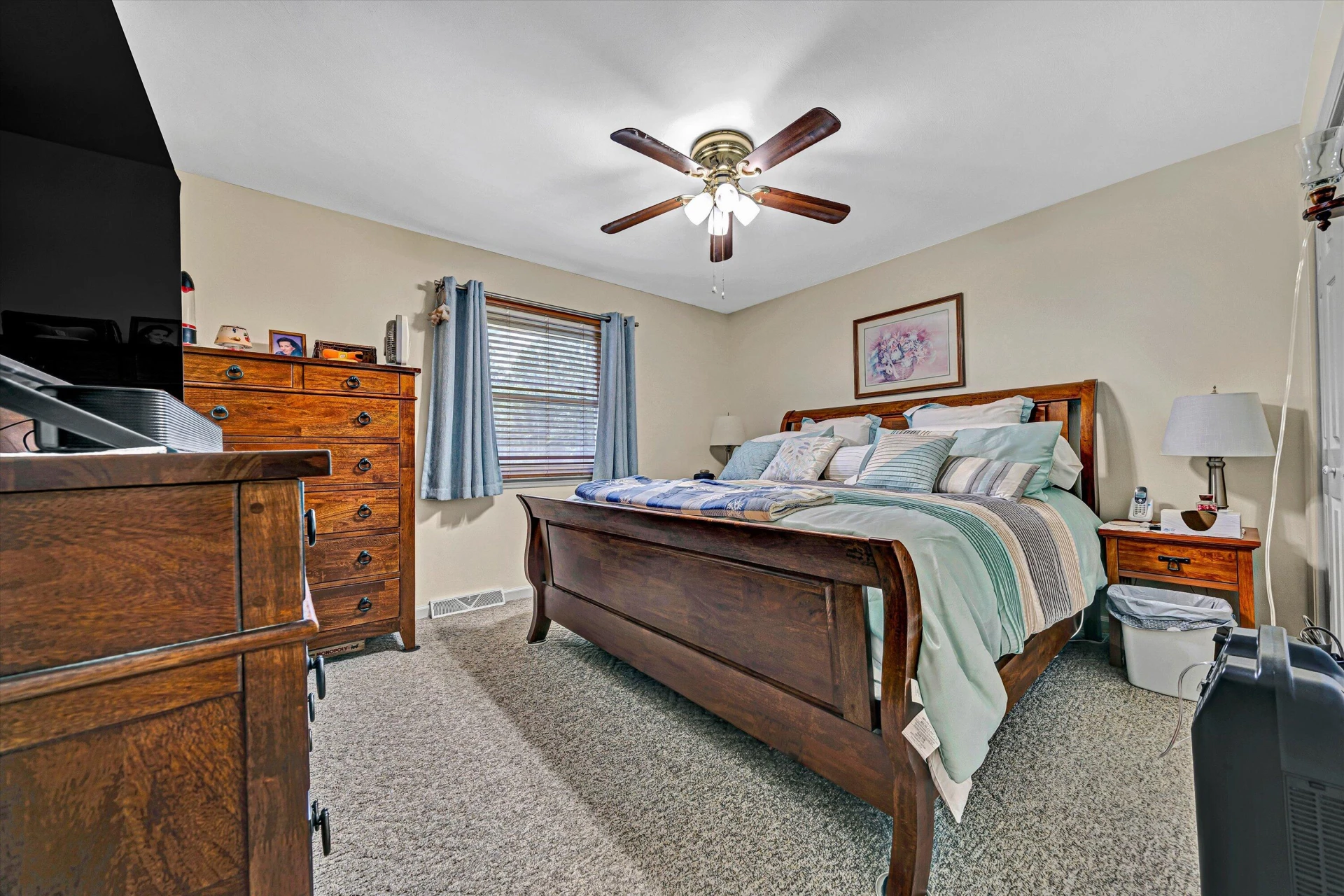 1124 Pedigo LN - Photo 12