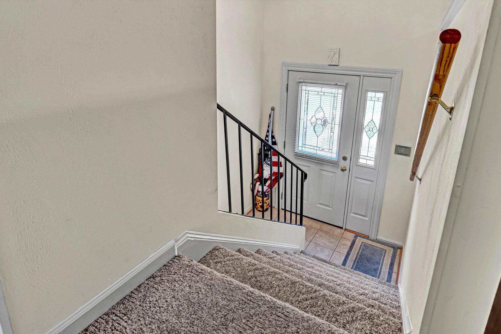 1124 Pedigo LN - Photo 4