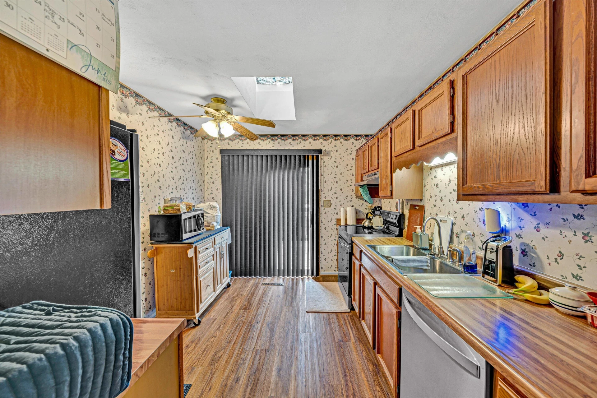 1124 Pedigo LN - Photo 8