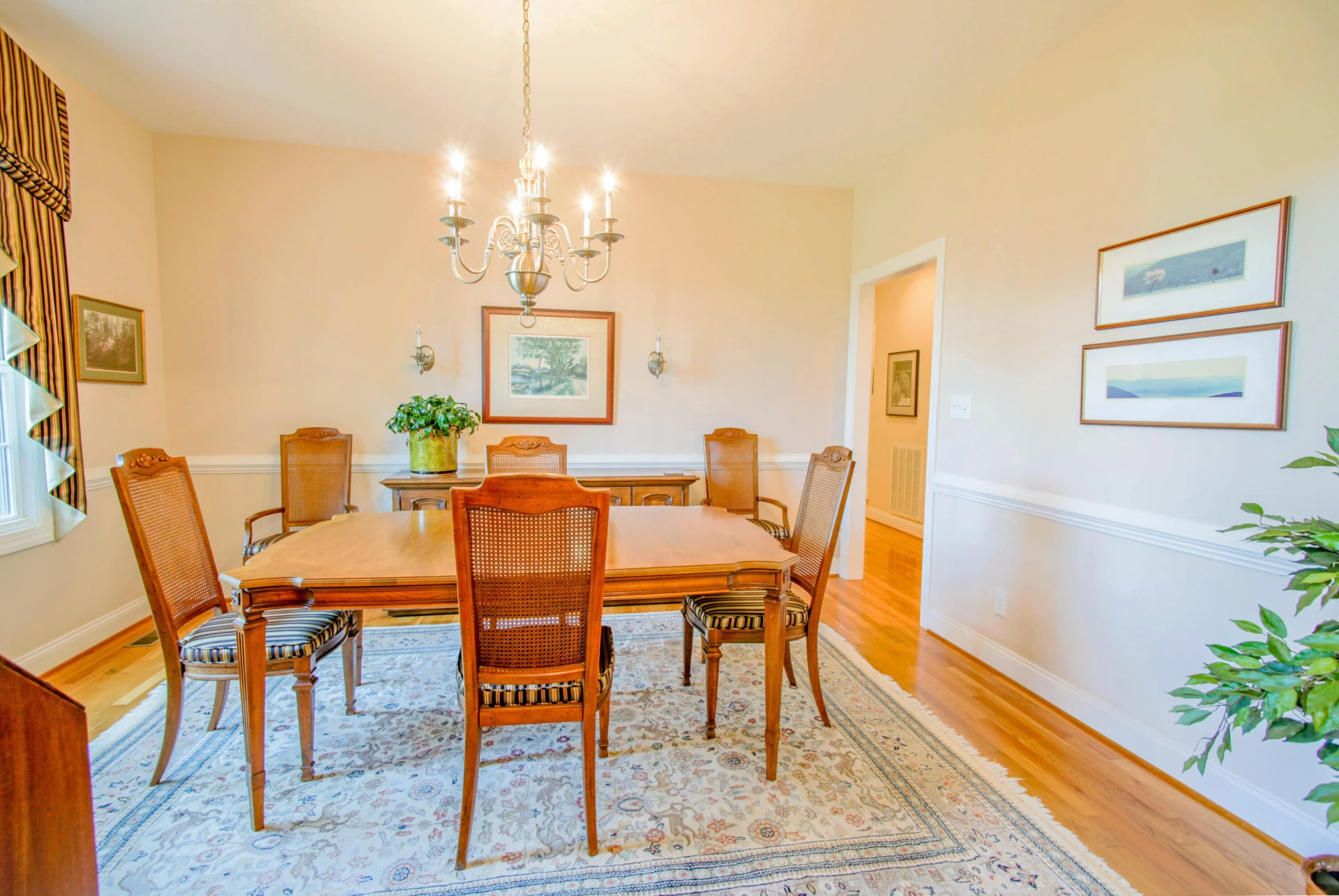 323 Hayfield DR - Photo 10