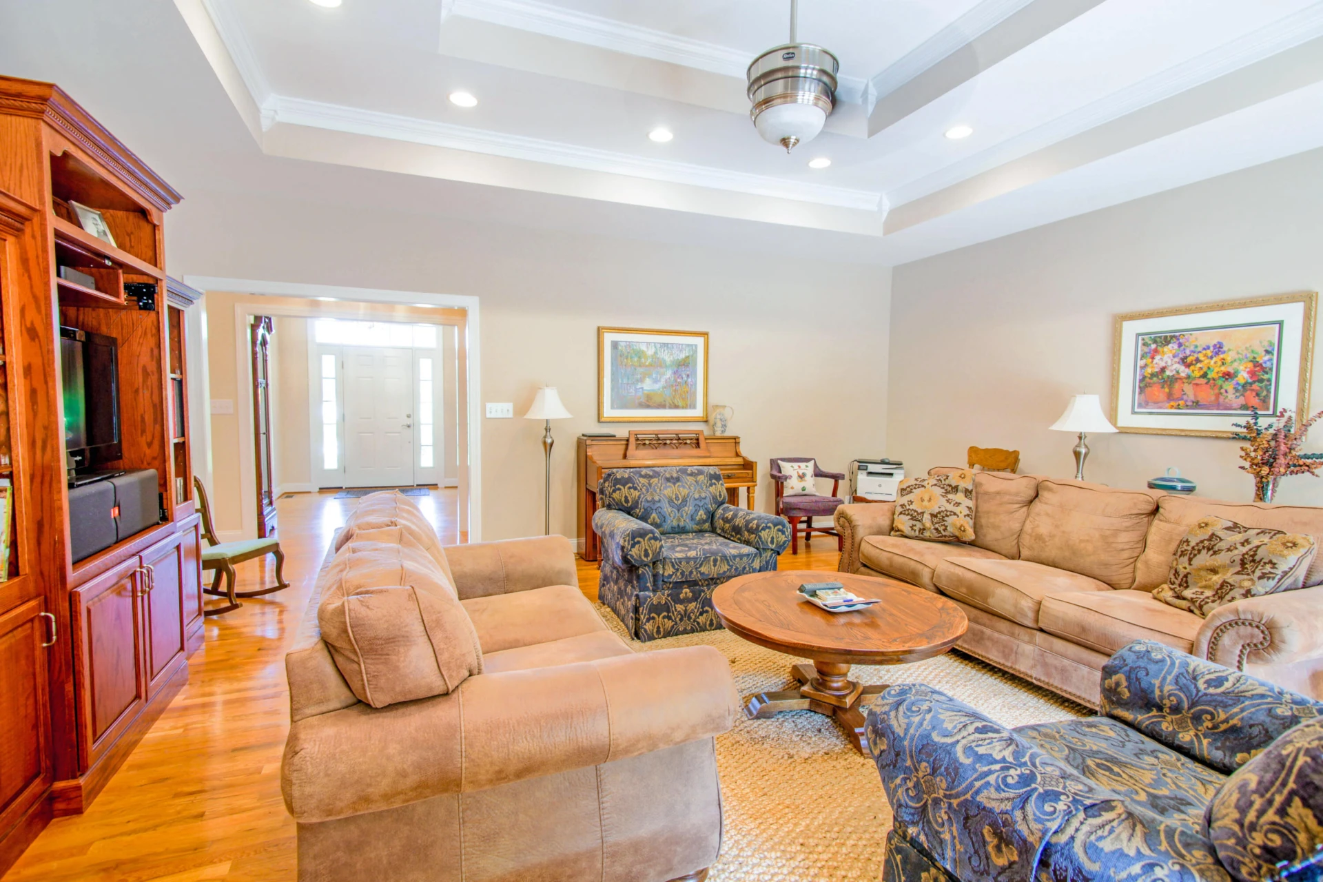 323 Hayfield DR - Photo 16
