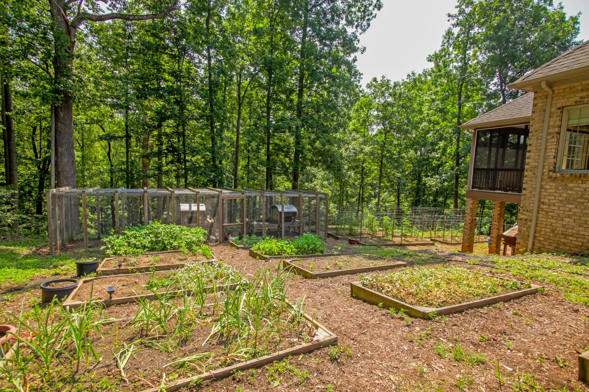 323 Hayfield DR - Photo 94