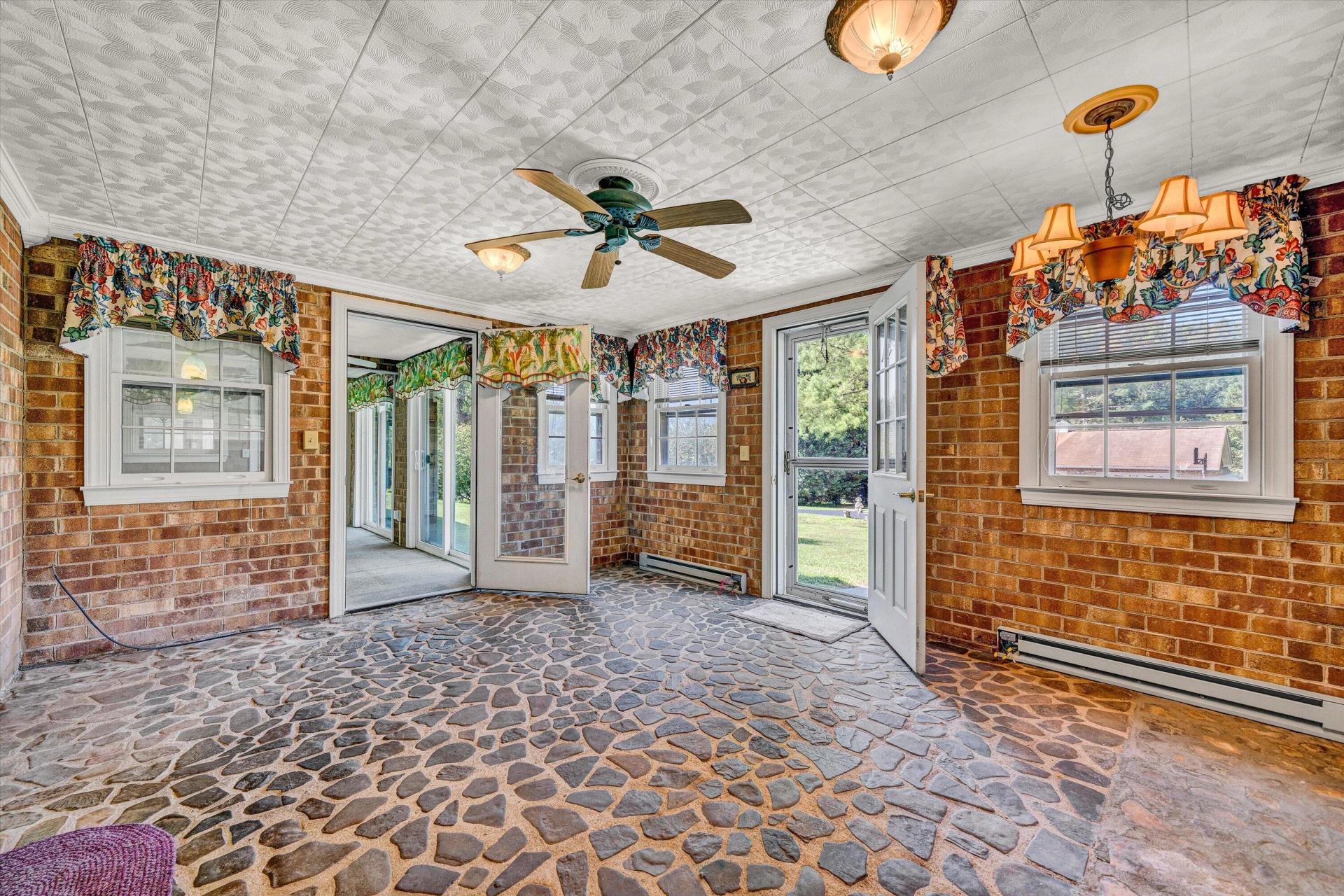 233 Morning Dove LN - Photo 43