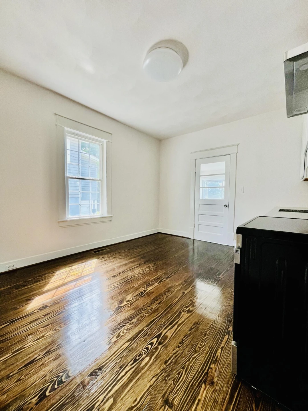 1138 Murray AVE - Photo 10
