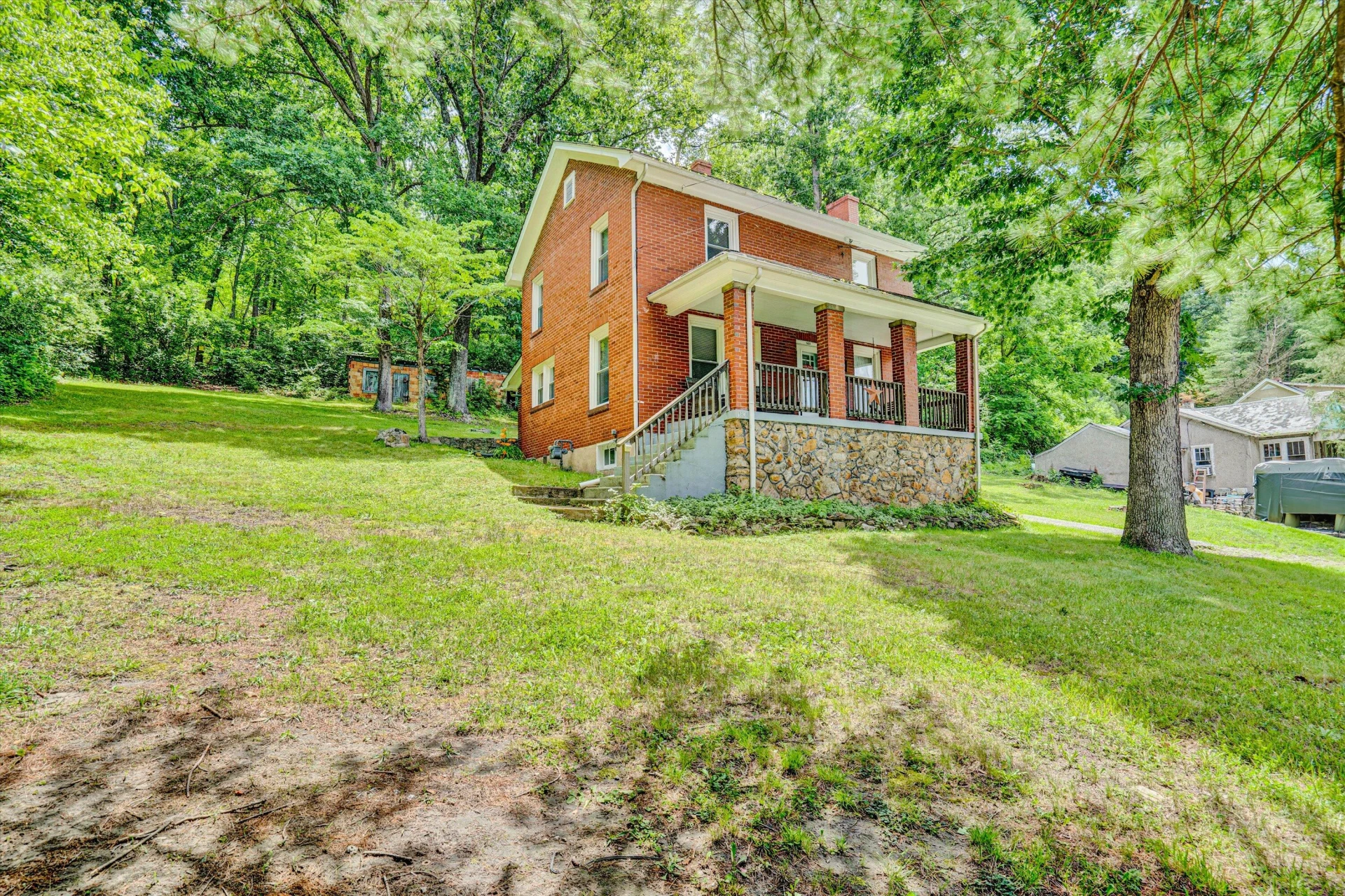 1831 Carpenter DR - Photo 35