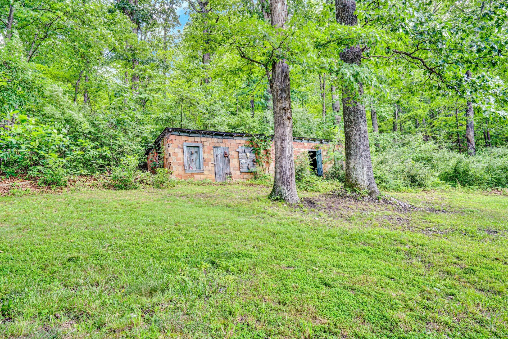 1831 Carpenter DR - Photo 37