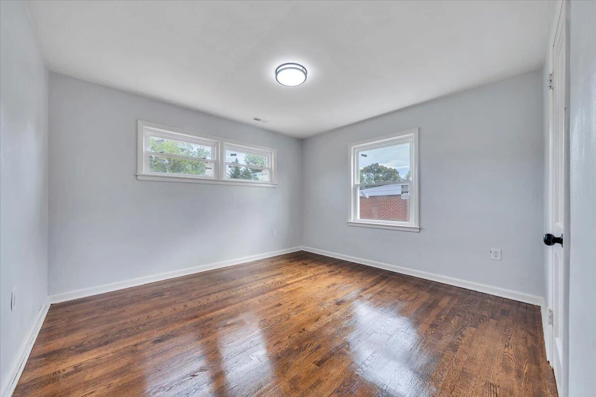 3117 Oaklawn AVE - Photo 19