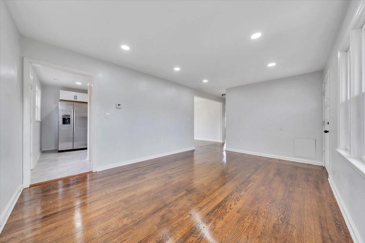 3117 Oaklawn AVE - Photo 7