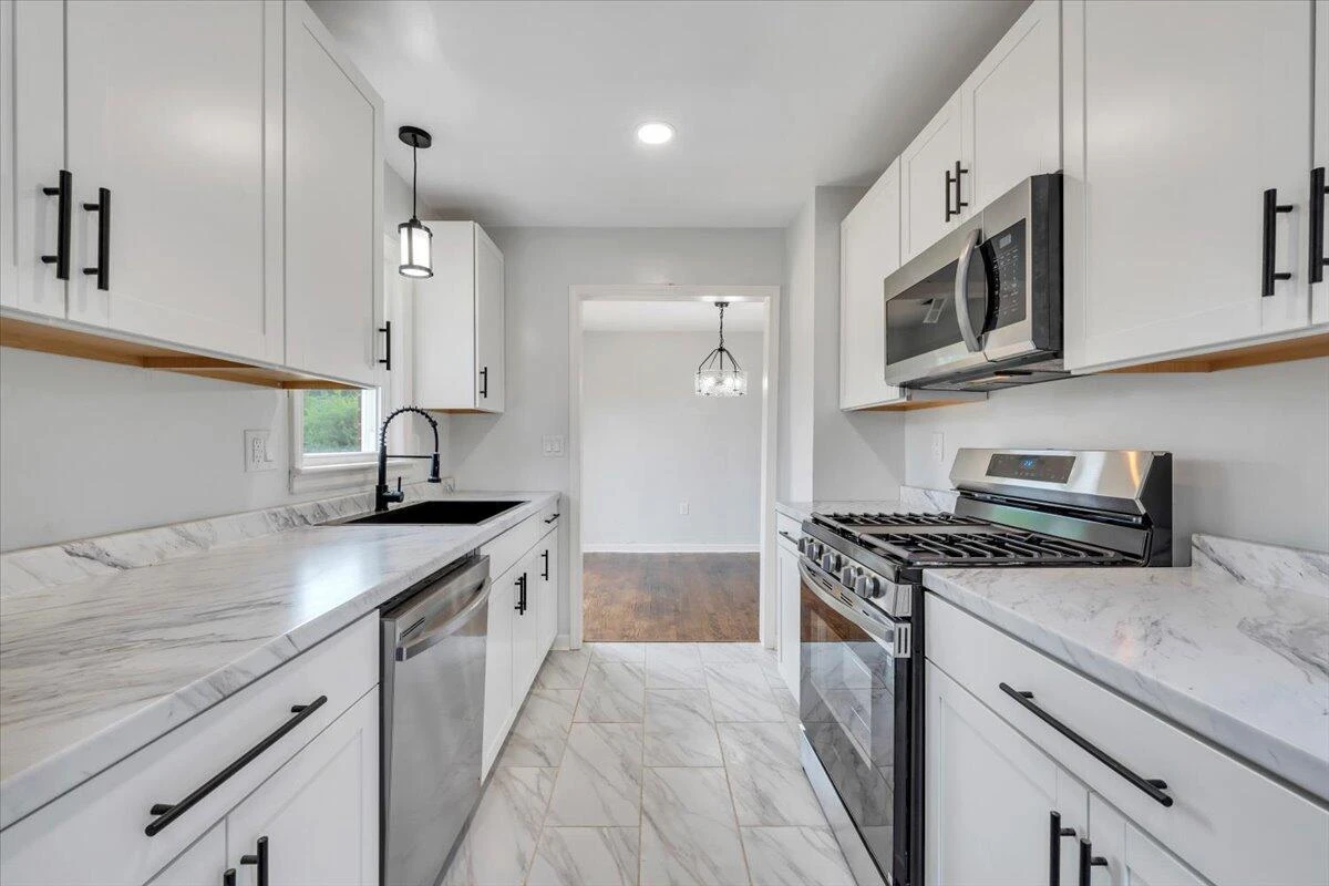 3117 Oaklawn AVE - Photo 11