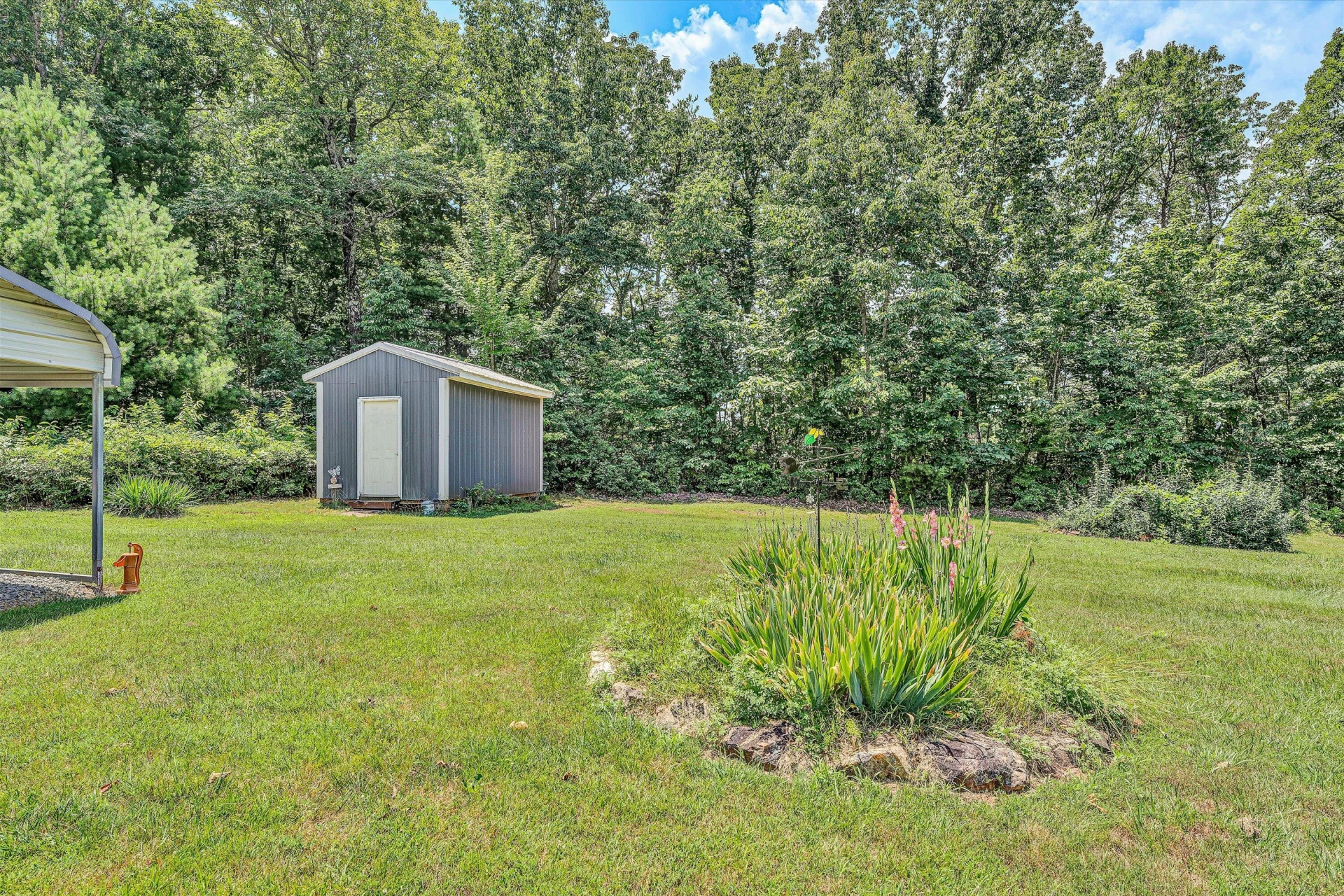 310 Kingston RD - Photo 34