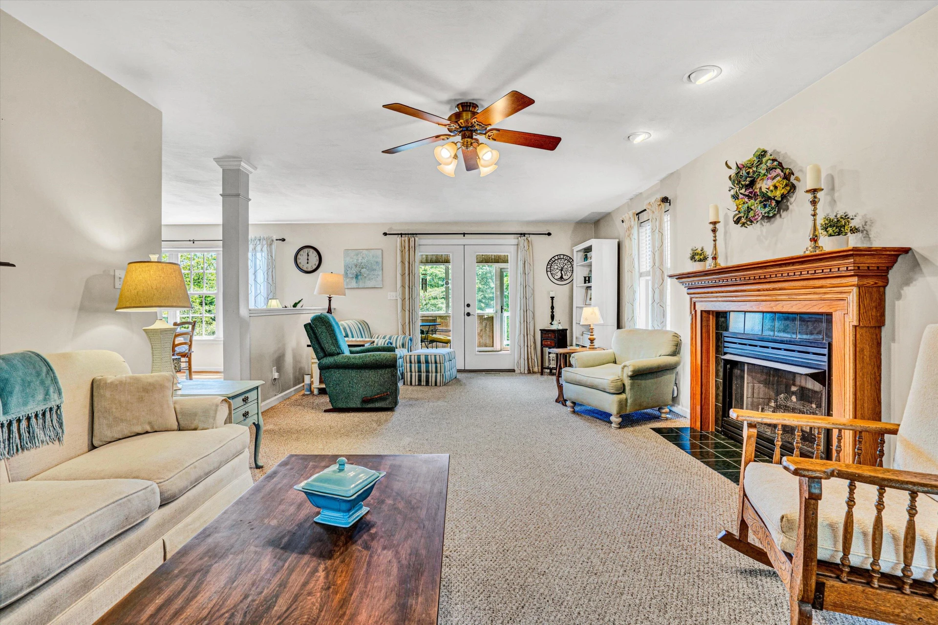 610 Crystal Anne LN - Photo 16