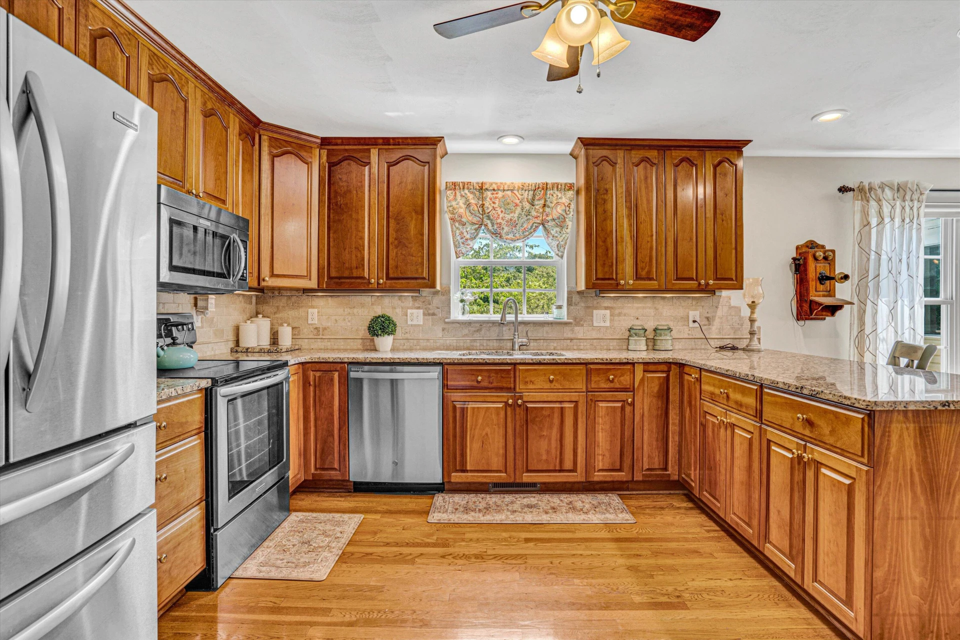 610 Crystal Anne LN - Photo 24