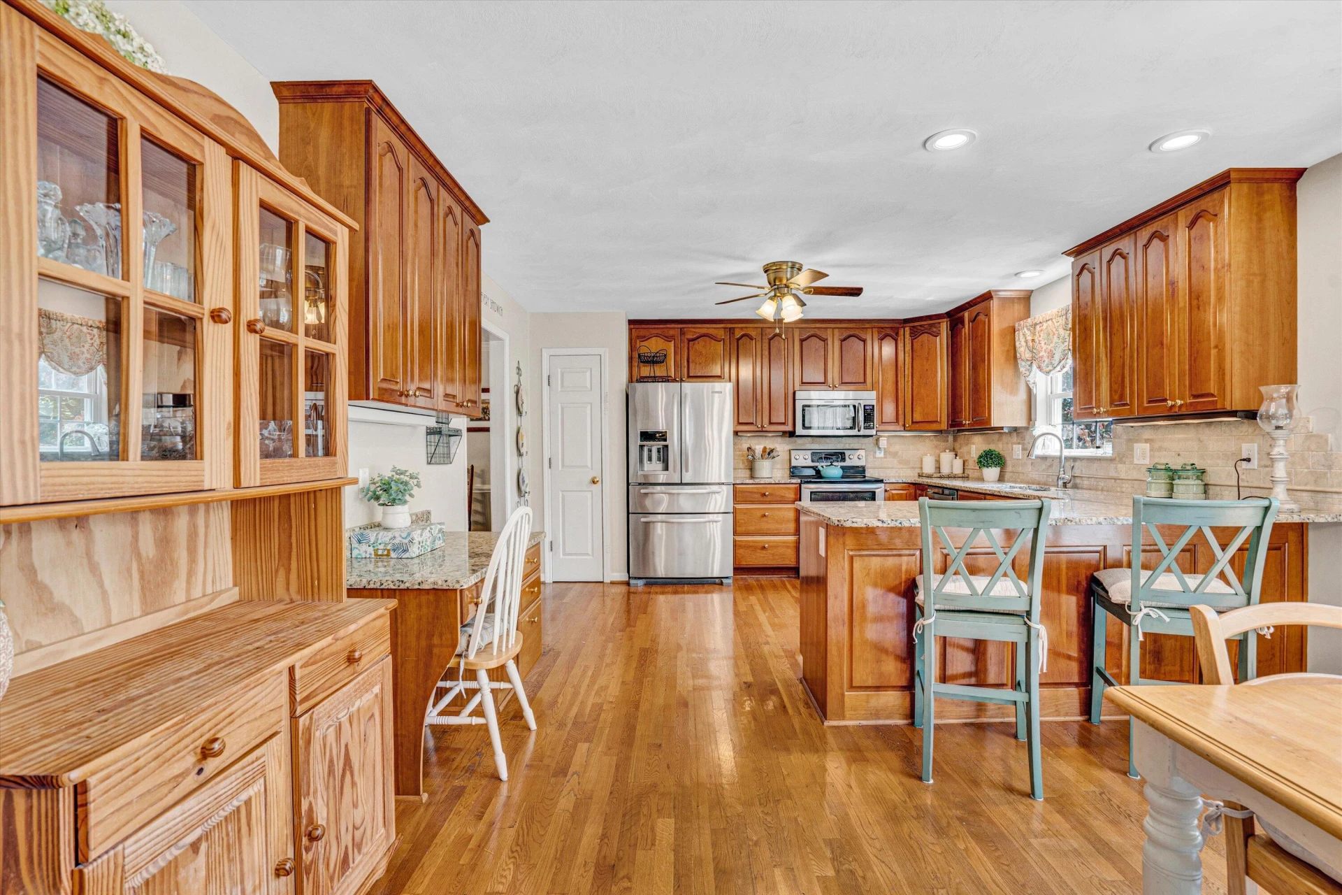 610 Crystal Anne LN - Photo 32