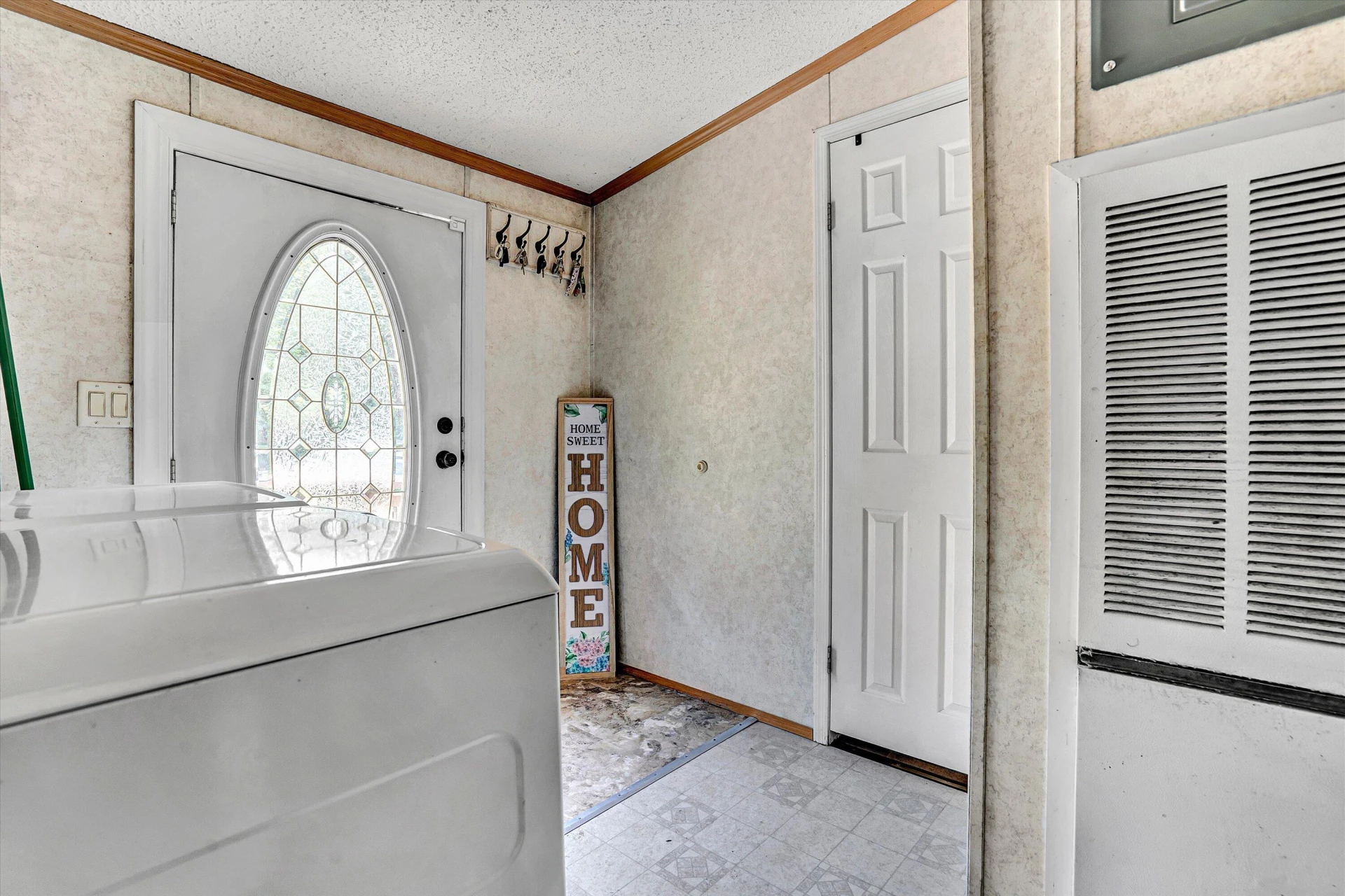 2025 Coles Creek RD - Photo 11