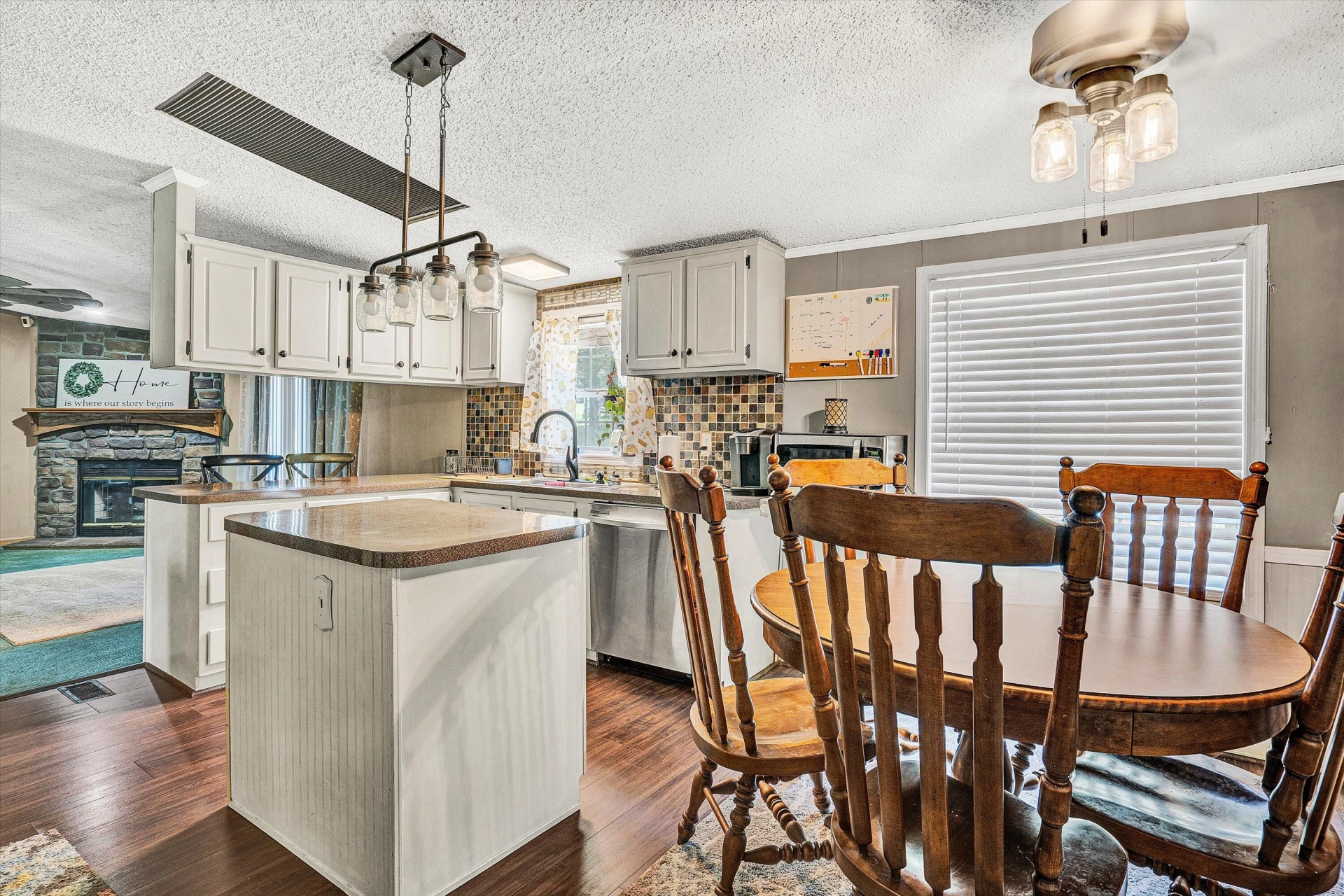 2025 Coles Creek RD - Photo 15
