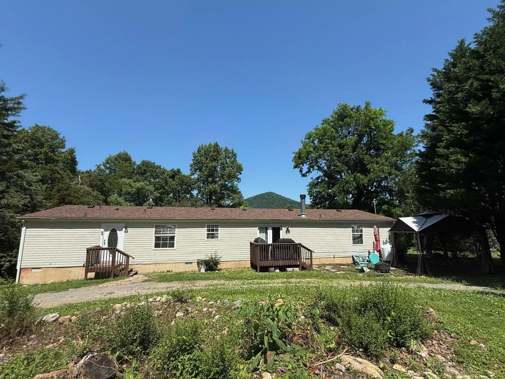 2025 Coles Creek RD - Photo 33