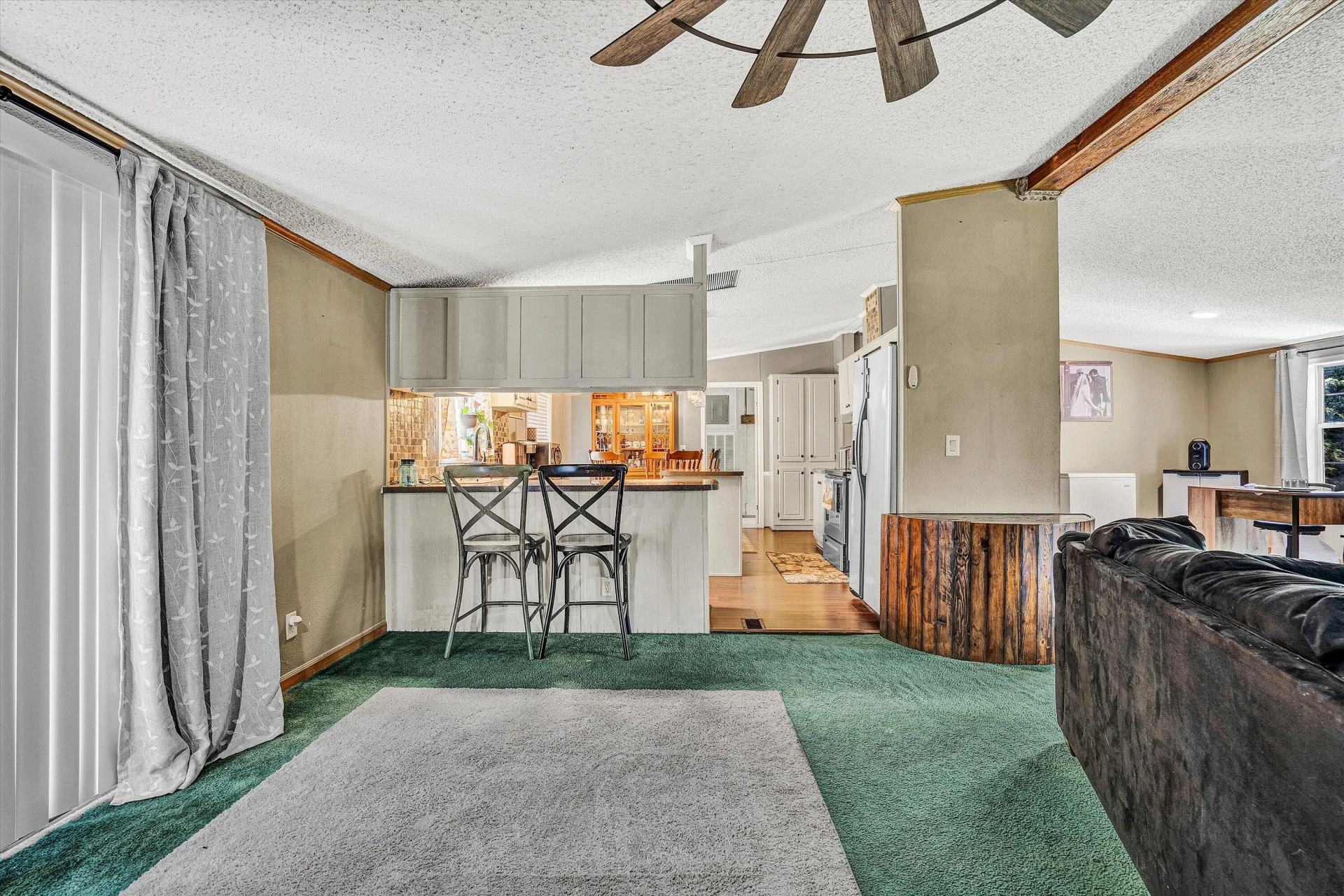 2025 Coles Creek RD - Photo 8