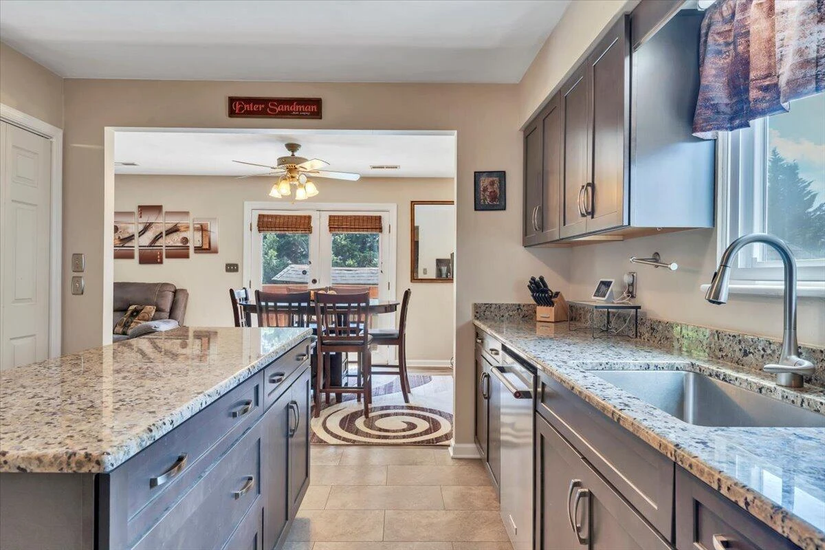 3341 Fort Lewis CIR - Photo 20