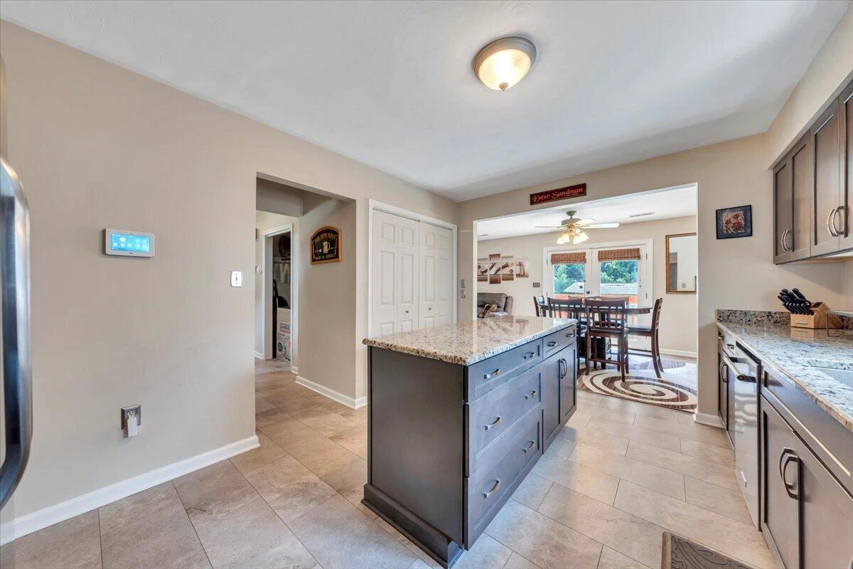 3341 Fort Lewis CIR - Photo 21