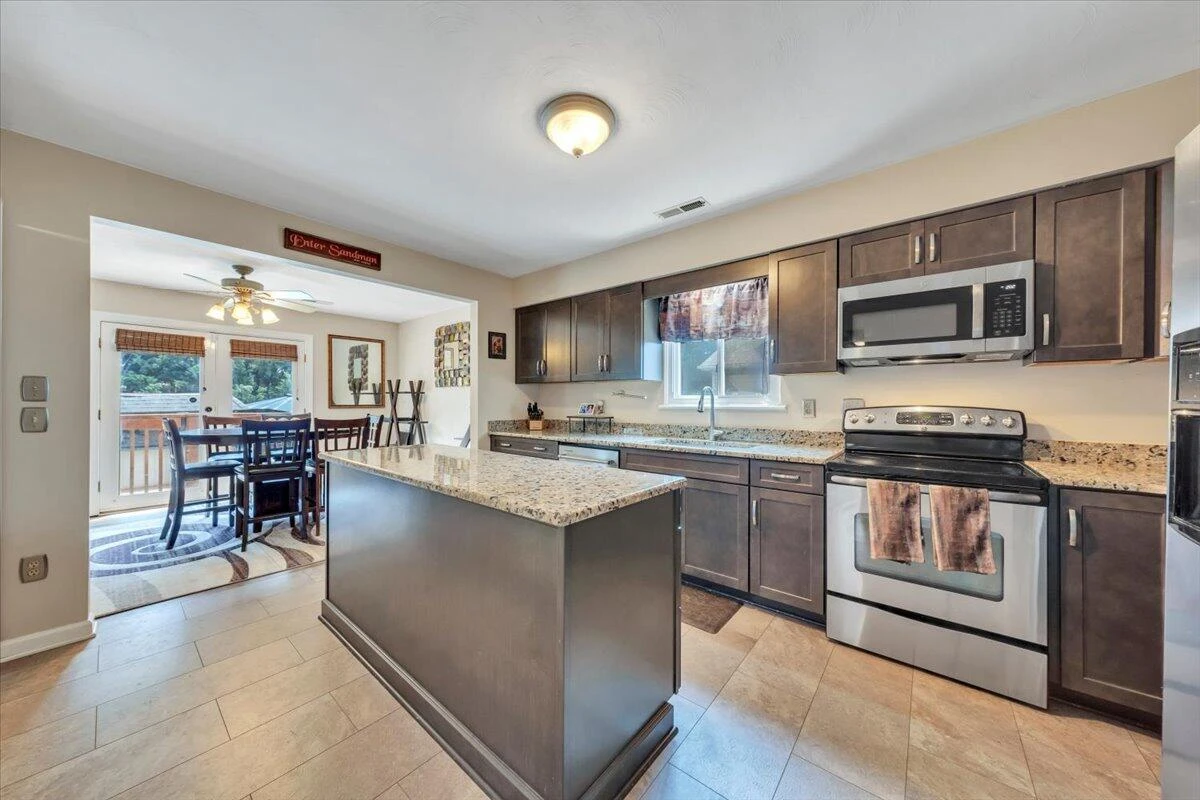 3341 Fort Lewis CIR - Photo 24